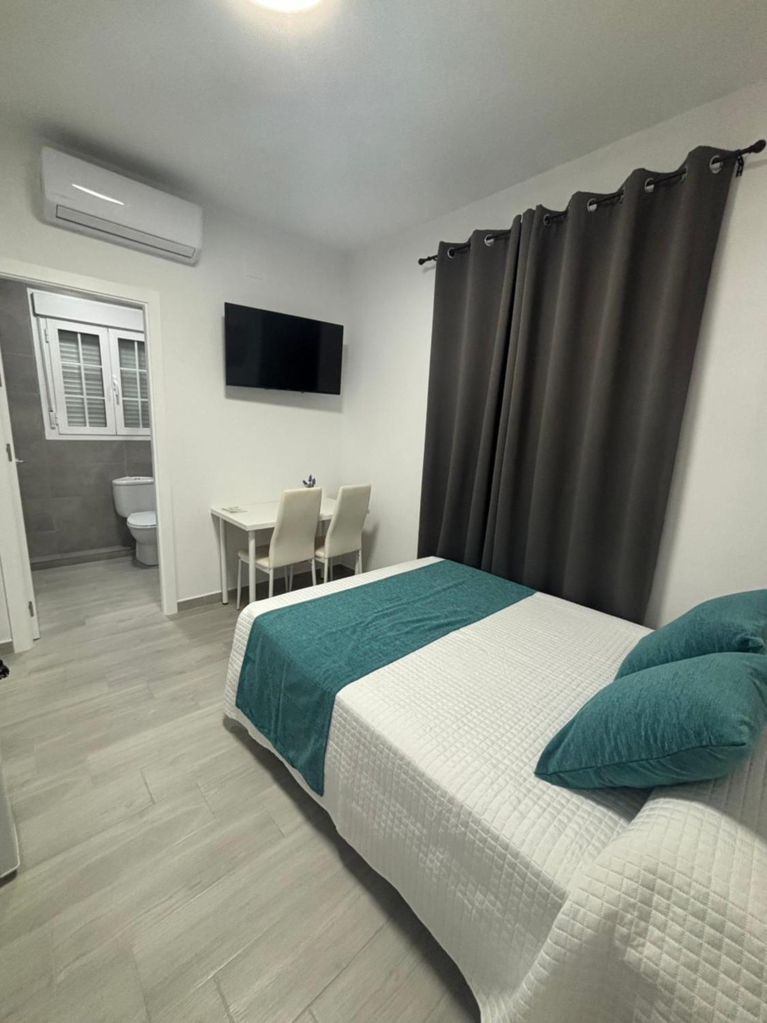 Hostal Los Mellizos Conil De La Frontera Exteriér fotografie